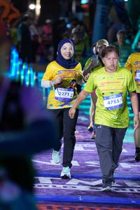 BIB: 3271, 4785
                            <button type="button" onclick="openModal(26248098)" class="btn btn-primary btn-sm float-right btn-popup" data-toggle="modal" data-target=".modal-high-quality">
                        <i class="fas fa-shopping-cart"></i> Add to Cart
                    </button>
                                            <button type="button" onclick="isThisMe(26248098, true)" class="btn btn-success btn-sm float-right btn-popup btn-isme hidden" data-toggle="tooltip" data-placement="bottom" title="นี่คือรูปของคุณใช่ไหม คลิกที่นี่เพื่อเอาเข้าอัลบั้ม">
                        <i class="fas fa-plus"></i> Add to album
                    </button>
                    <button type="button" onclick="isThisMe(26248098, false)" class="btn btn-warning btn-sm float-right btn-popup btn-isnotme hidden">
                        <i class="fas fa-ban"></i> Remove from album
                    </button>